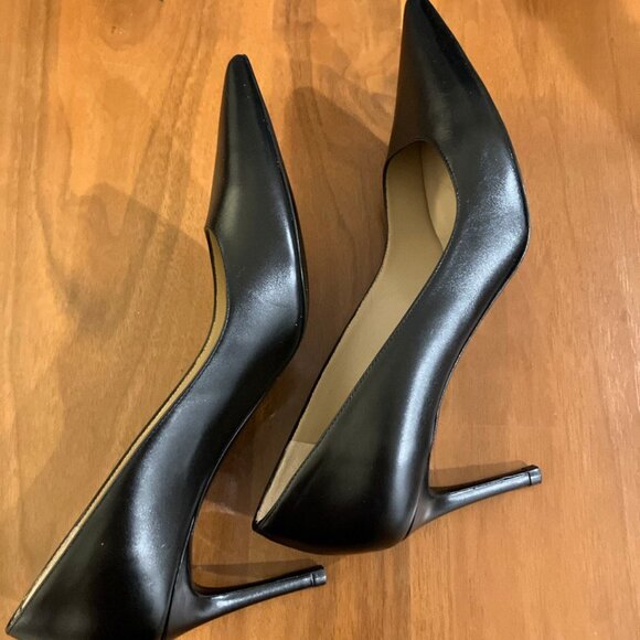 NWOT Stuart Wiseman pumps / heels black leather size 9 - Picture 2 of 6